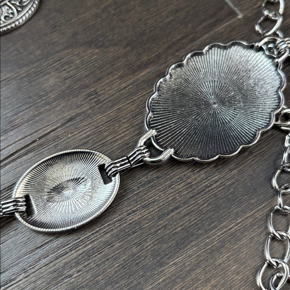 American Bison Western Chain Belt,oval silver tone conchos,versatile,sturdy - Picture 6 of 8